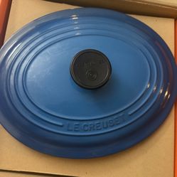 Le Creuset Oval Dutch Oven Casserole 