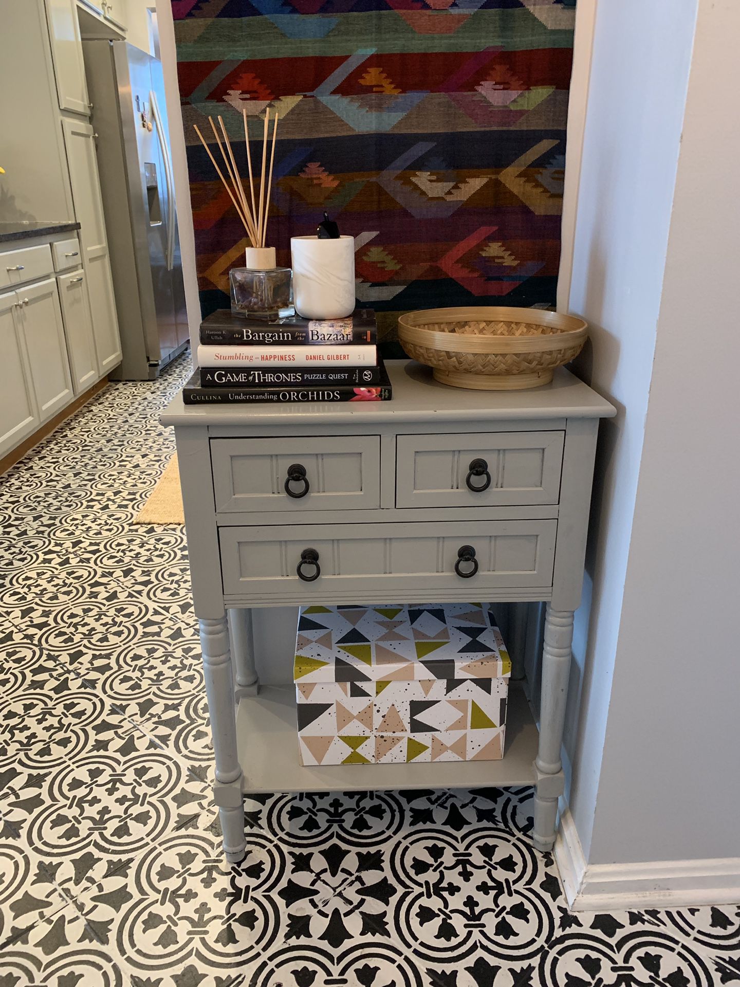 Entry way console table