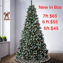 Brand New In Box! 5 Ft , 6ft & 7ft Flocked Christmas Tree With Berries & Pines Arbol De Navidad Indoor Outdoor Holiday Decor