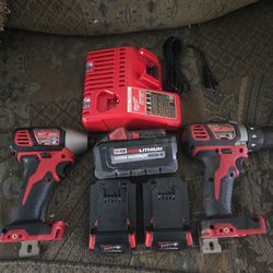 Milwaukee Set Of Drills There Are New Only One Use One Time