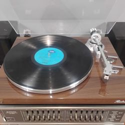 Retrolife Bluetooth Turntable Record Player