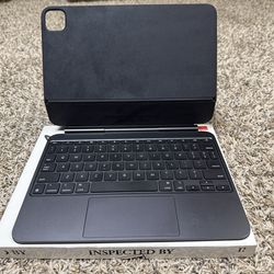 Apple Magic keyboard iPad Pro 11 Inch M4