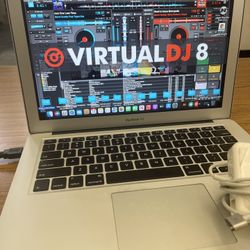 $130.  laptop Apple air i5  Con Música y programas   ✅VIRTUAL DJ 8 ✅SERATO DJ  ✅MICROSOFT OFFICE completo  ✅MICROSOFT WORD  ✅MICROSOFT EXCEL  ✅MICROSO