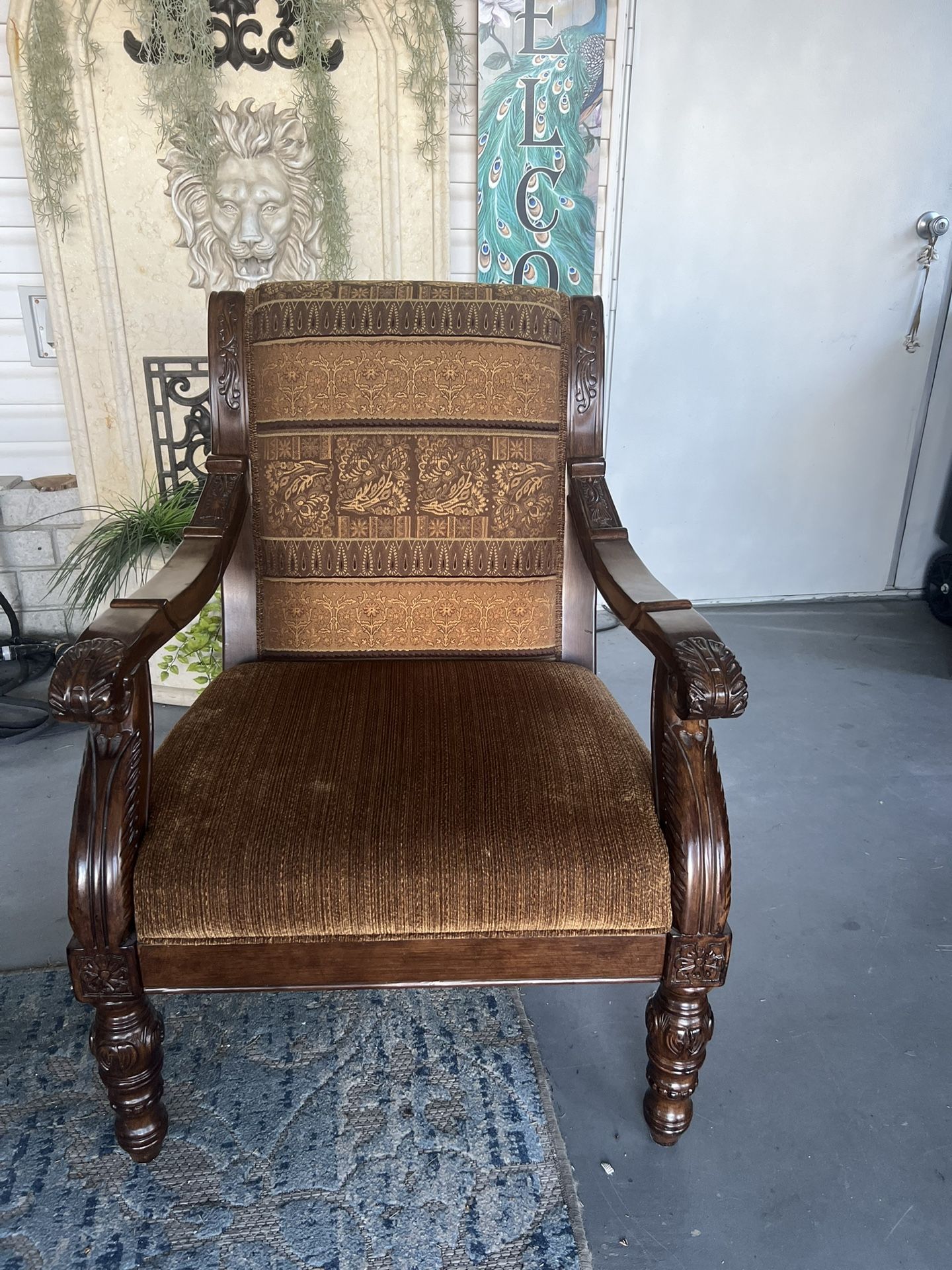 Beautiful Solid Wood Vintage Chair