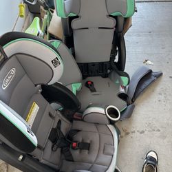 Two Graco Car Seats 