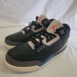 Air Jordan 3 Retro OG "Rare Air" Size 7y 8.5-9w