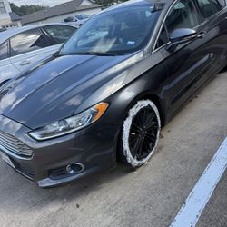 Ford Fusion 