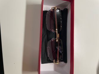 Carti Glasses