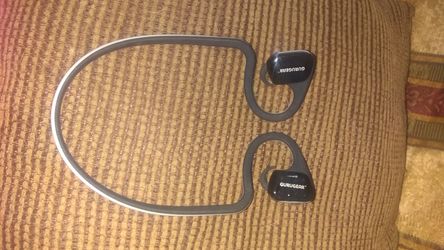 Bluetooth headphones