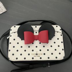 Kate Spade Minnie Mouse Purse ( Limited Edition) 