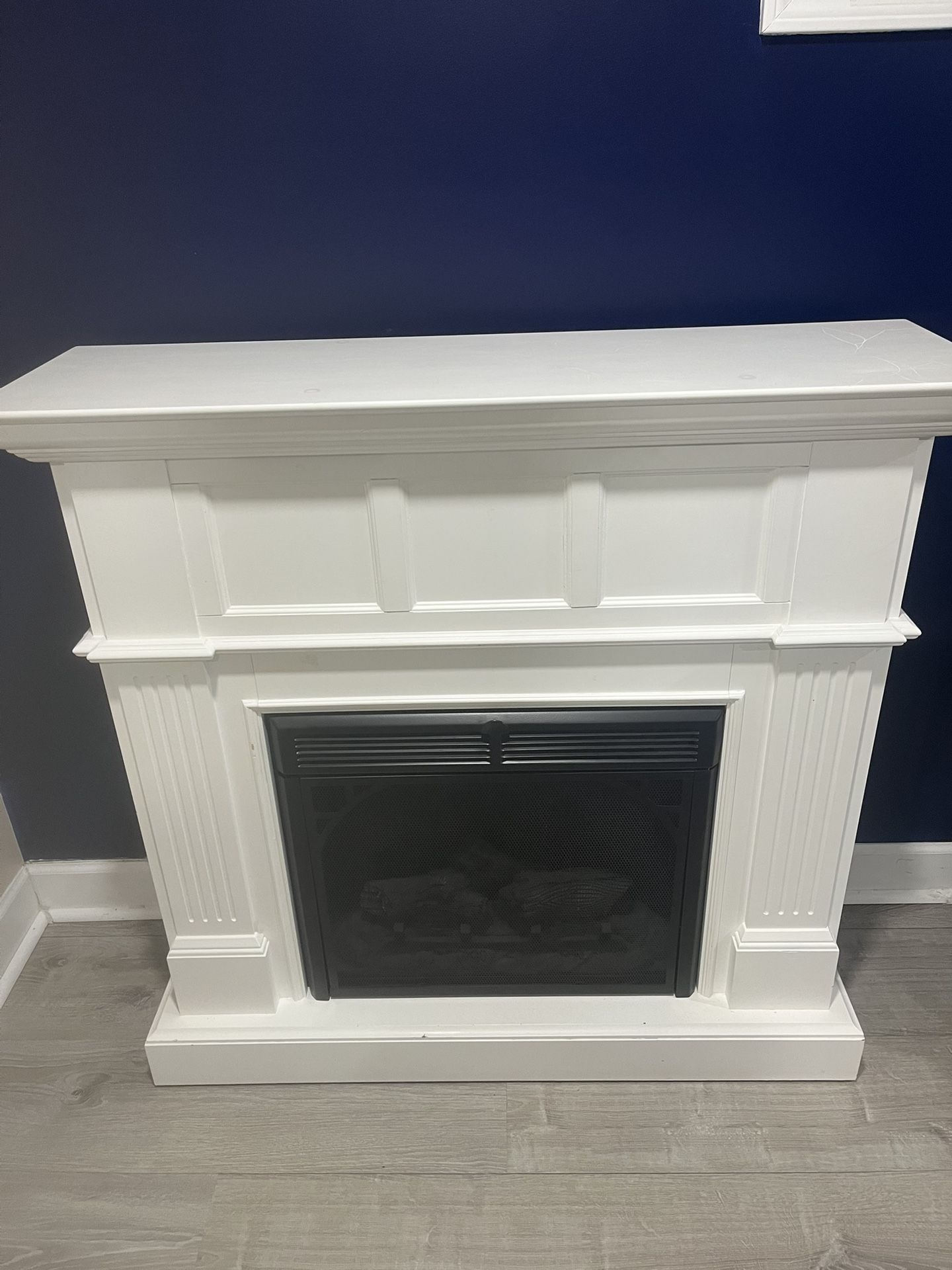 Electric Fireplace With Heater 