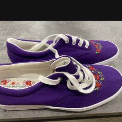 WOMENS SHOES