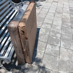 Folding Tablet 6 Ft.