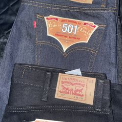 Levis 