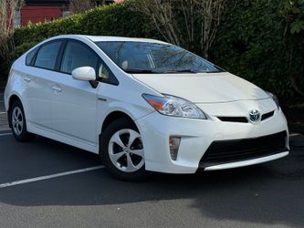 2014 Toyota Prius Three ONLY 67K MILES BACKUP CAMERA
