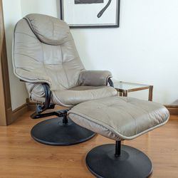 Ekornes Stressless Style Leather Lounge Chair Recliner & Ottoman by Palliser