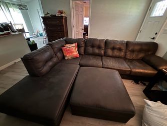 Sectional Sofa with Ottoman
