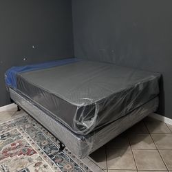 Queen Mattress Come Bed Frame (Metal) With Box Spring - Free Delivery 🚚 Today