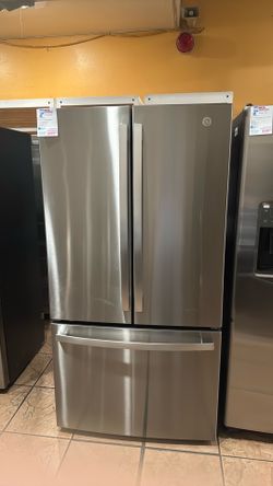 GE FRENCH DOOR REFRIGERATOR FREEZER