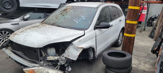 2011 Honda CR-V SE 2.4 L. FWD For Parts Only