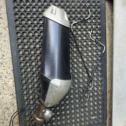 2007 Yamaha Fz1 Stock Exhaust