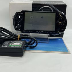 Sony PSP-3000 Piano Black Console In Box CIB Region Free