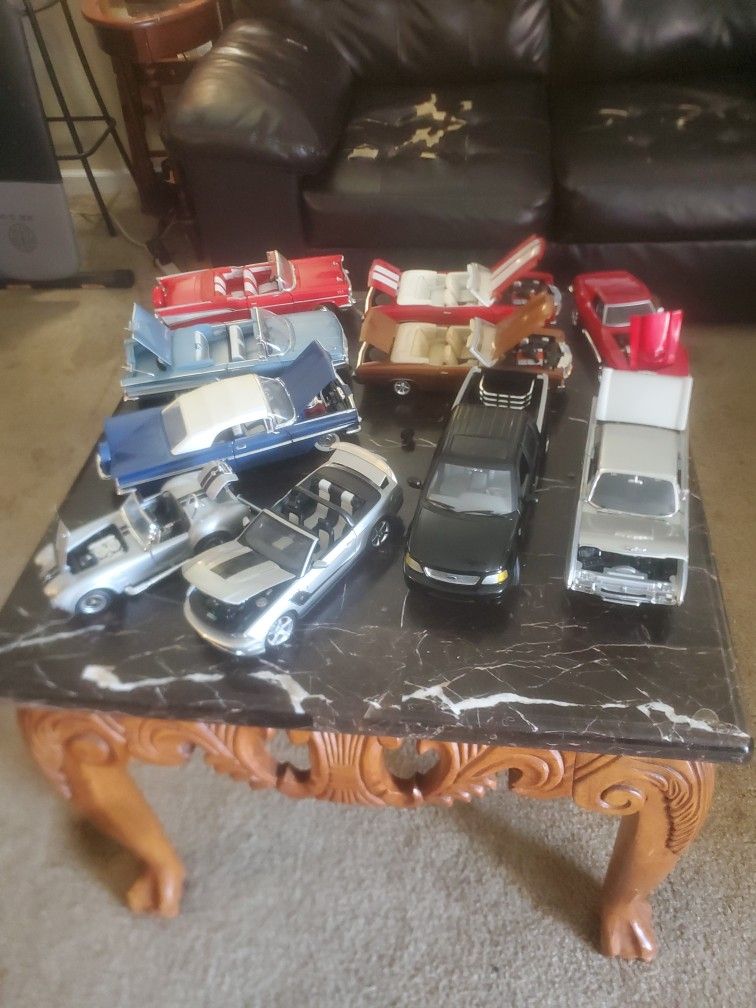 1:18 Scale Die Cast Model Cars