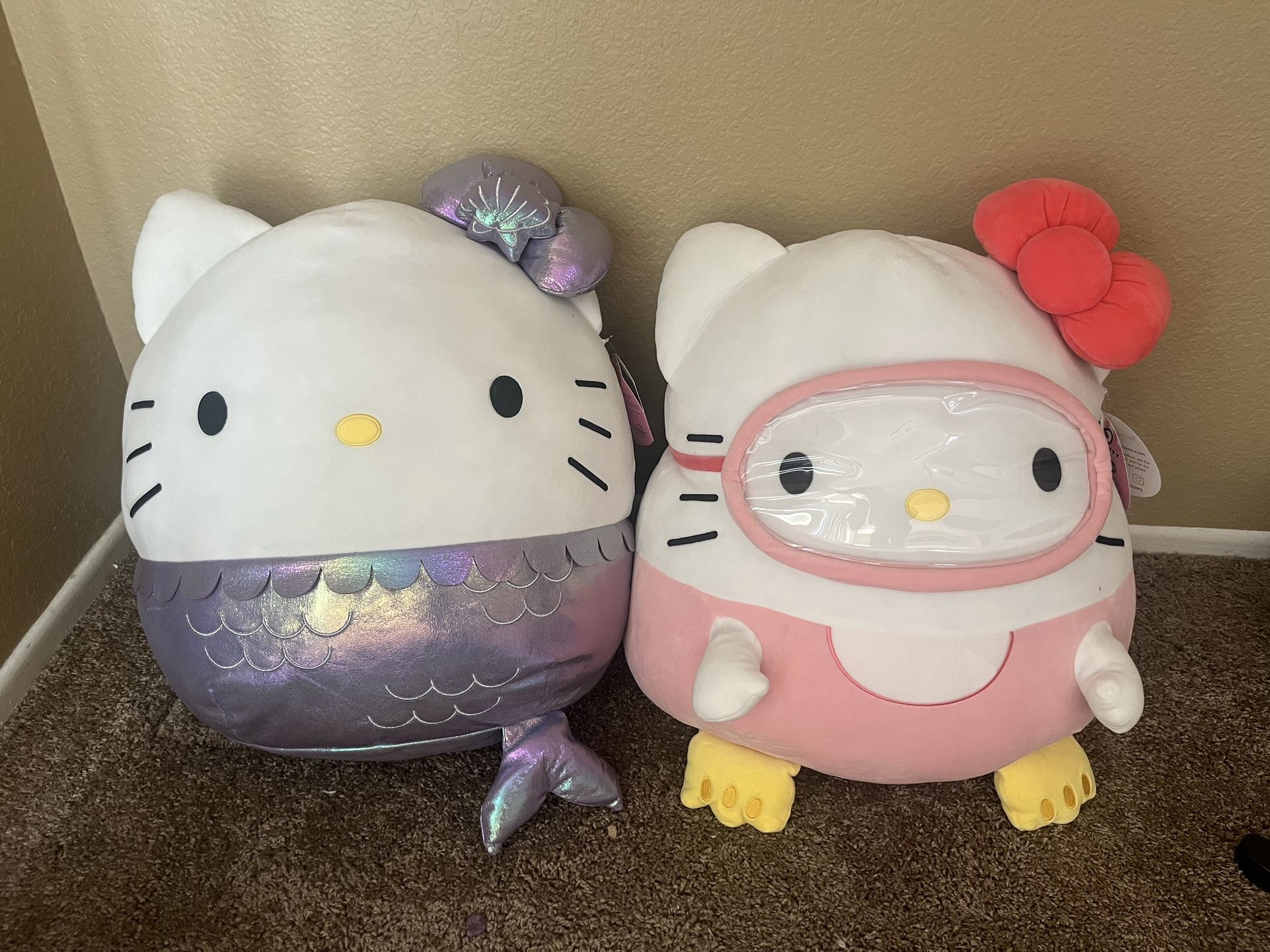 Giant Hello Kitty Squishmallows
