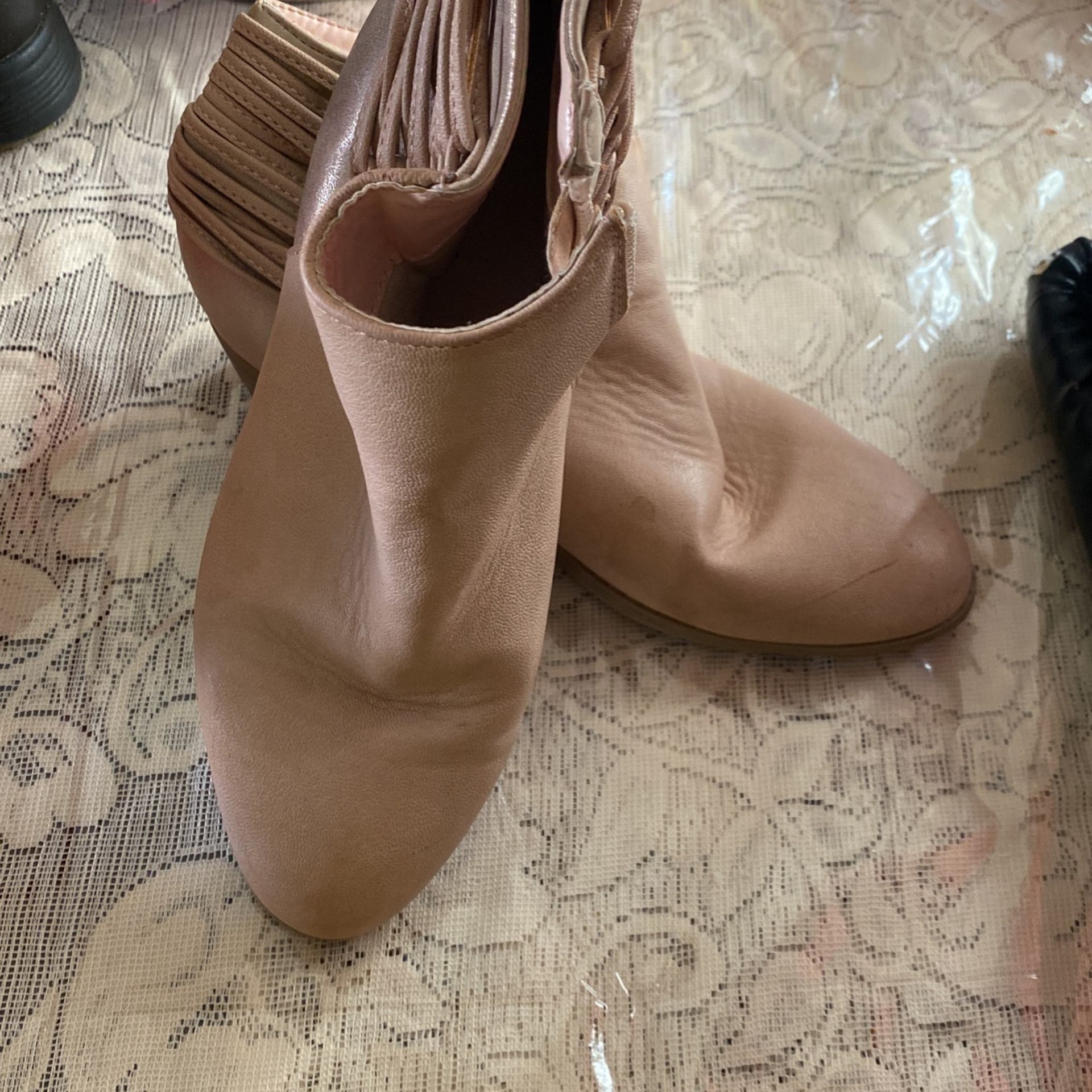 Boots Pink