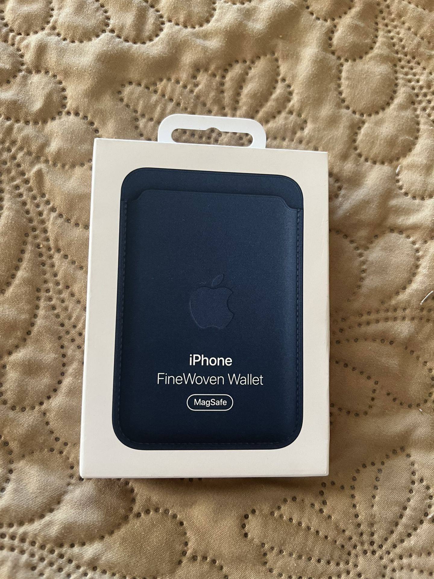 Apple - iPhone FineWoven Wallet with MagSafe - Pacific Blue
