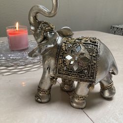 Elephant Statue Figurine 