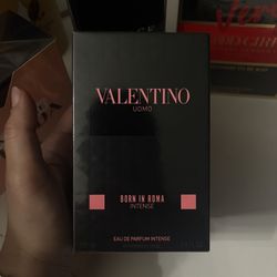 Valentino Perfume