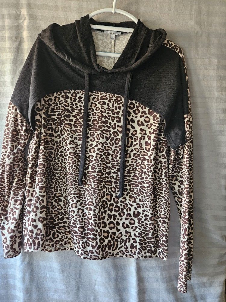 White Birch Black/leopard Hoodie