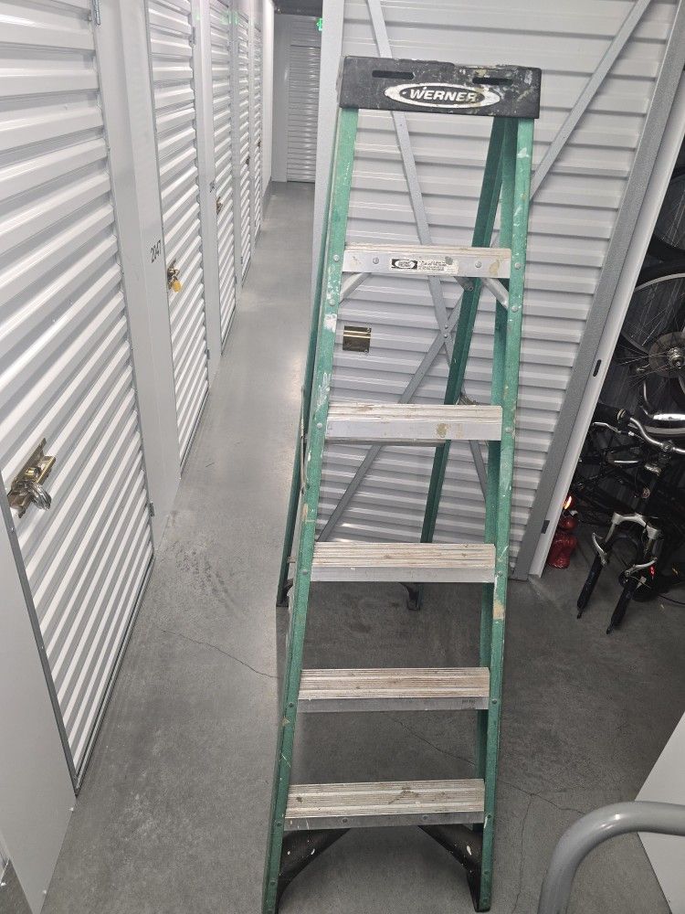 6 feet ladder