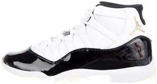 JORDAN RETRO 11S