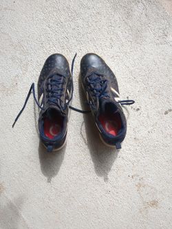 Baseball or soccer cleats