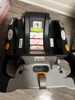 Chico Base Car Seat