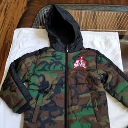 Nike Jumpman Boys Classic Mashup Logo Camo Puffer Jacket Sz 7