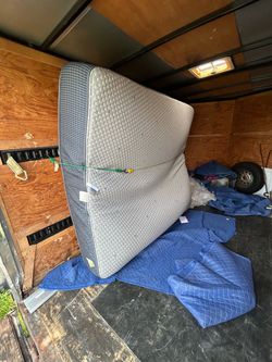 Beauty rest king mattress. Only 2 years old.