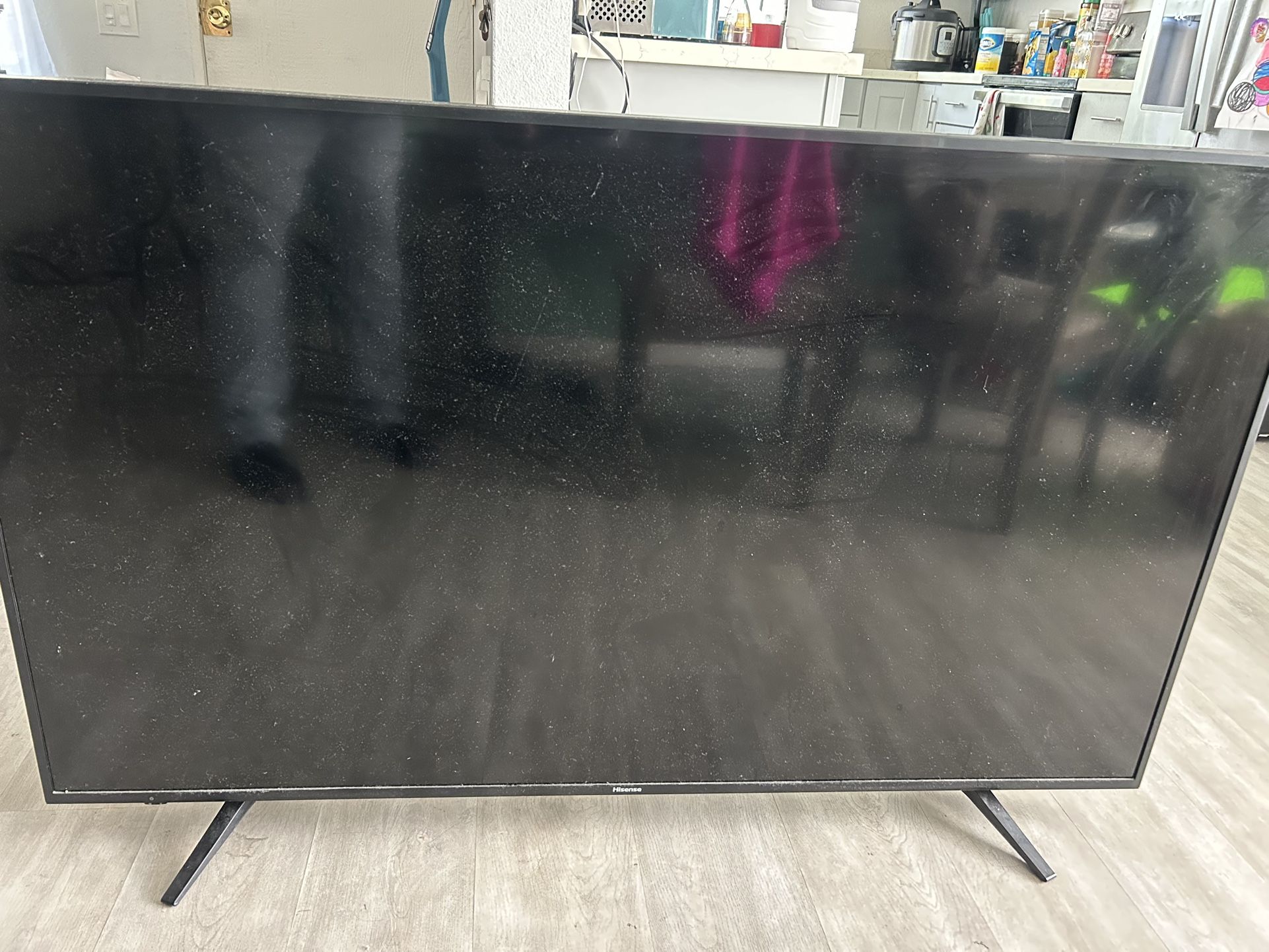 Hisense TV $200 OBO