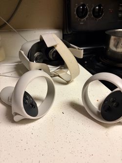 Meta Quest 2 VR Headset with Controllers