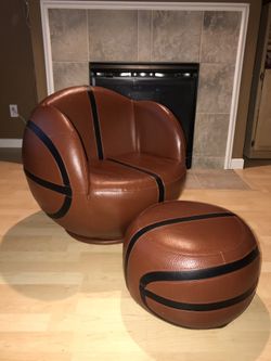 Basketball Chair & Ottoman