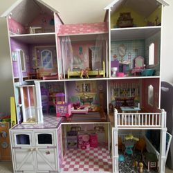 Kidcraft Dollhouse 4 Feet Tall, 3.5 Feet wide