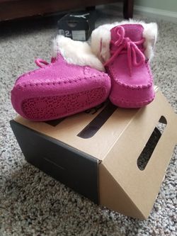 Ugg infant sparrow boots (hot pink)