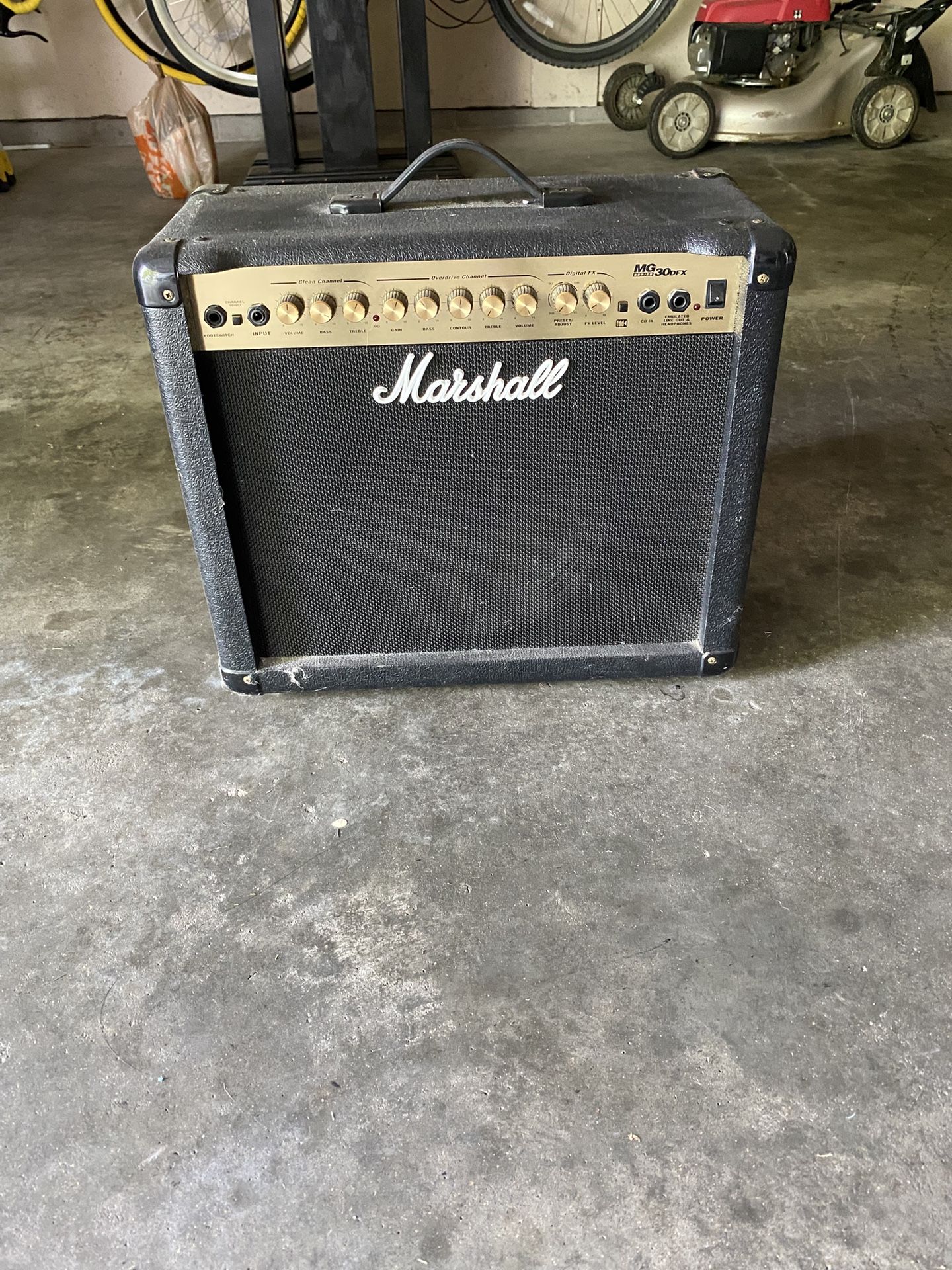 Marshall MG30DFX 30W 1x10"