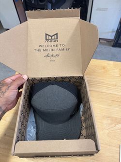 Brand new Melin hat