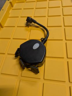 Feit Electric
Feit Electric Triple Outlet Outdoor Smart Plug