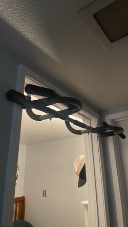 Pull Up Bar