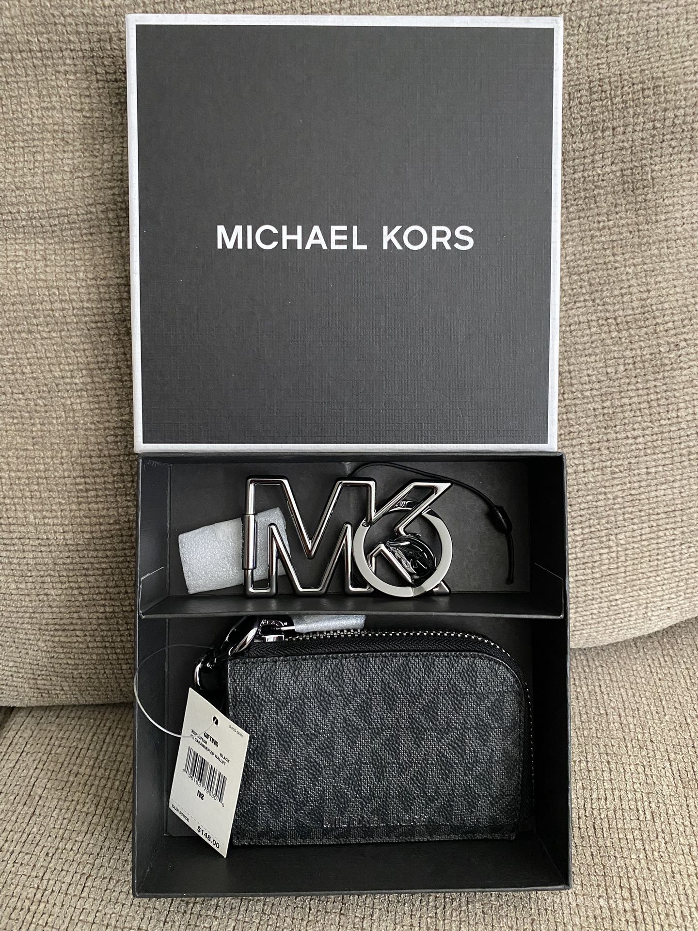 Brand New Michael Kors Wallet