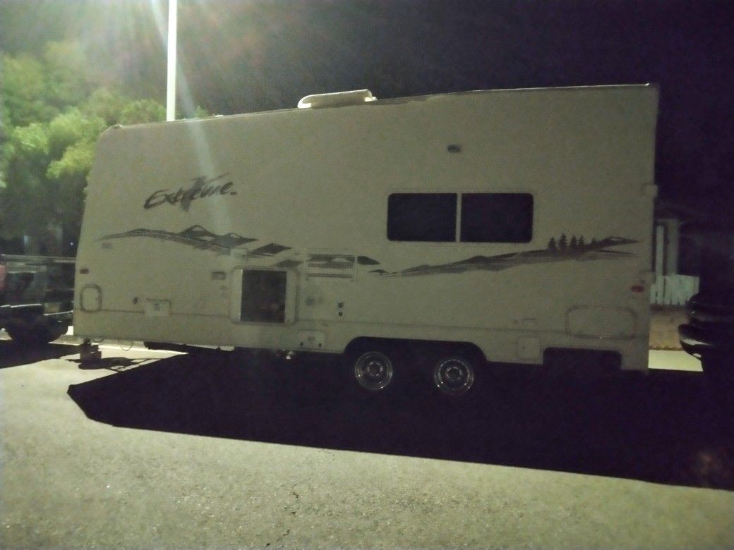 Must Sell! 2003 Extreme Kit Toy Hauler for Sale in Hemet, CA - OfferUp